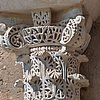 11.ejemplo de capitel a trepano del palacio de Medina Azahara.jpg